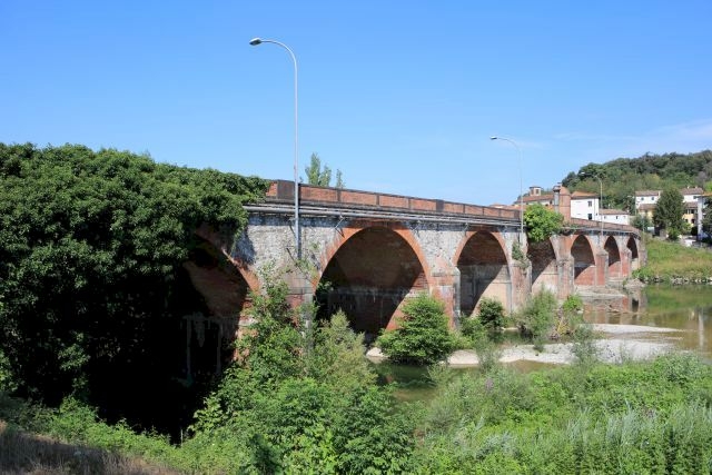 Ponte Serchio