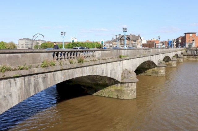 Sarsfield Bridge